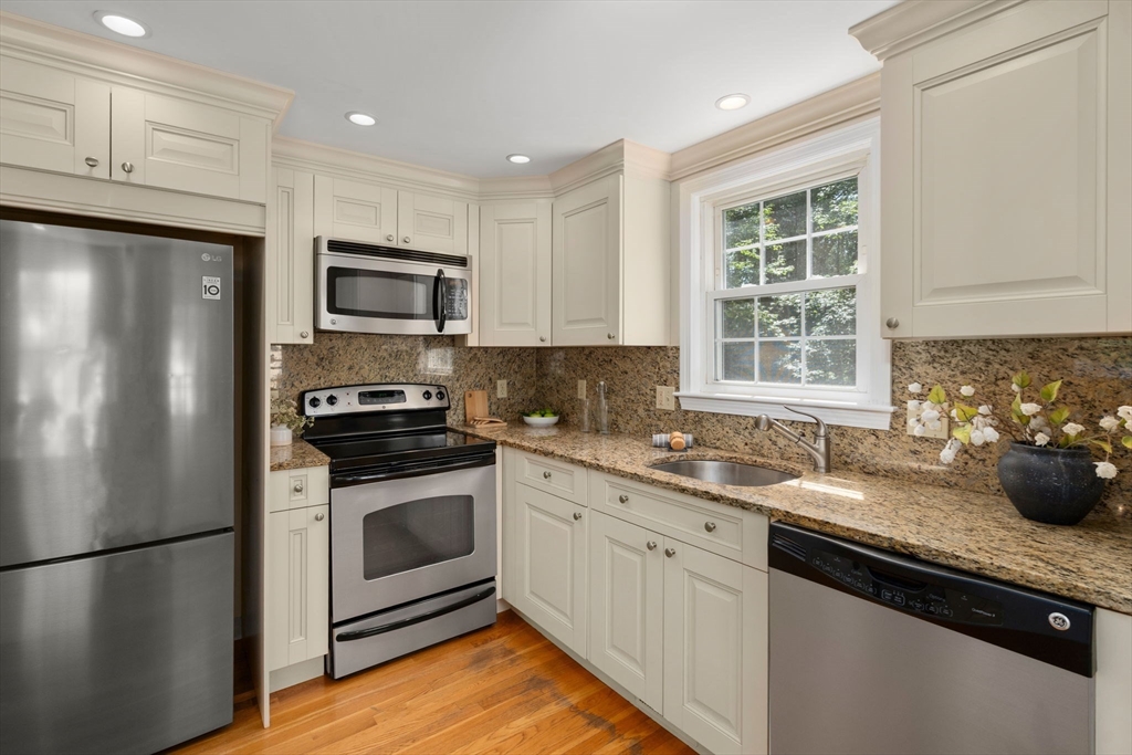 12 Southwick Road North Reading, MA 01864 - Photo 10 of 39