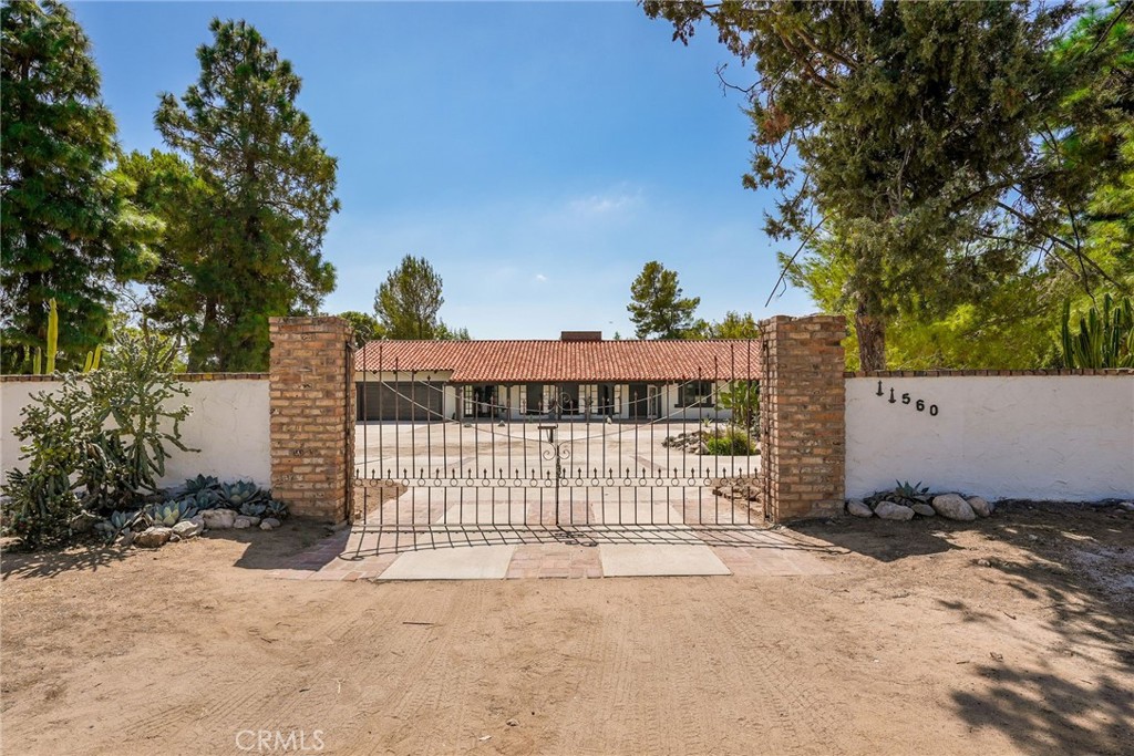 11560 Darling Road Agua Dulce, CA 91390 - Photo 5 of 75 Gallery Image 5