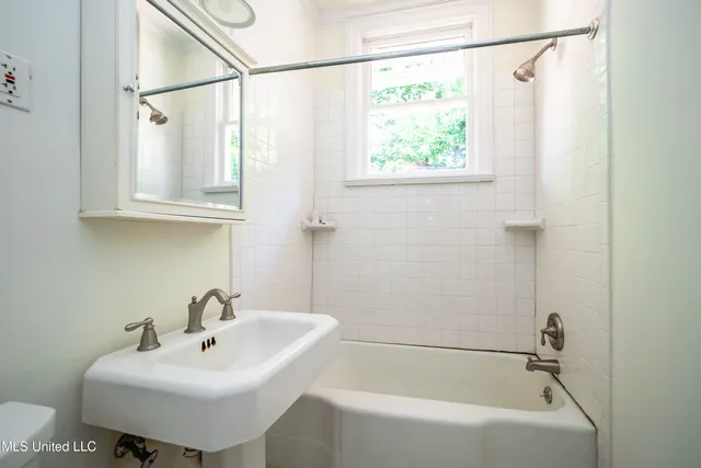 $229,500 | 768 Belhaven Street, Jackson, MS 39202