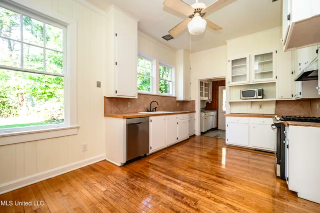 $229,500 | 768 Belhaven Street, Jackson, MS 39202