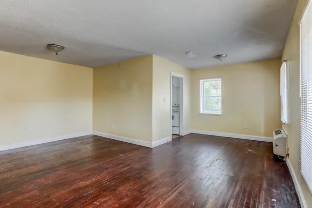 $630 | 3700 Pasadena Street, Unit 3, Detroit, MI 48238