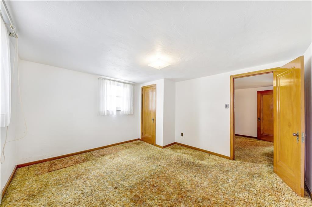 923 Liberty Street McKees Rocks, PA 15136 - Photo 12 of 25