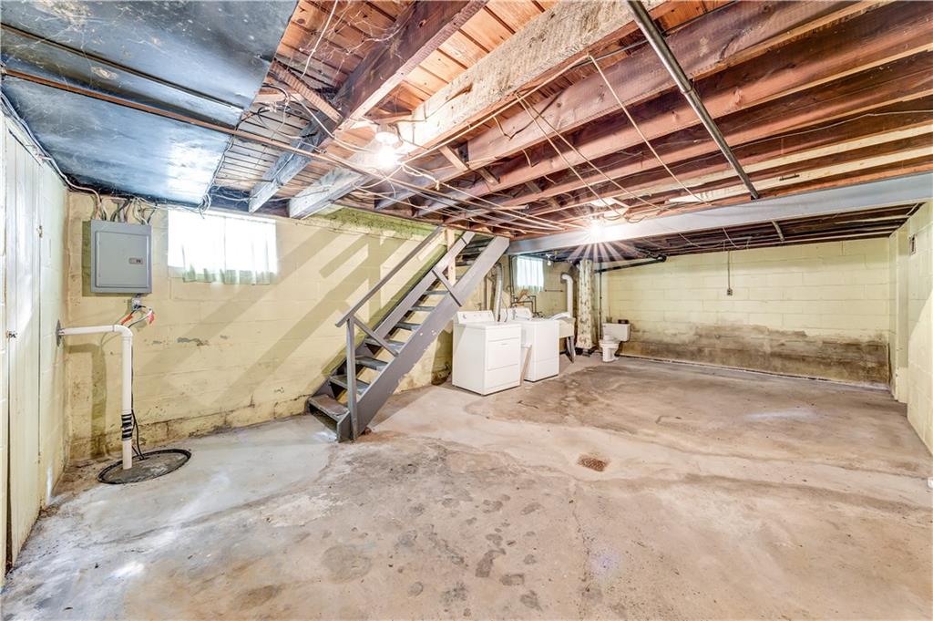 923 Liberty Street McKees Rocks, PA 15136 - Photo 20 of 25