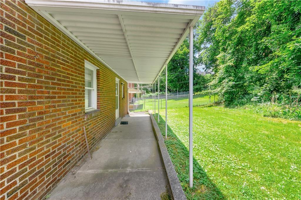 923 Liberty Street McKees Rocks, PA 15136 - Photo 21 of 25