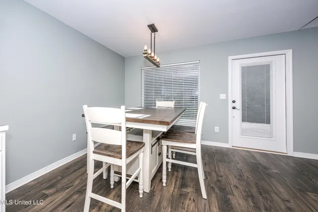 $299,900 | 2501 Shelby Lane, Ocean Springs, MS 39564