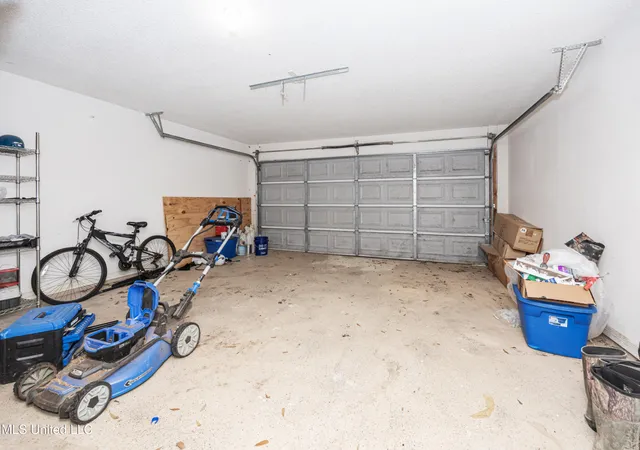 $299,900 | 2501 Shelby Lane, Ocean Springs, MS 39564