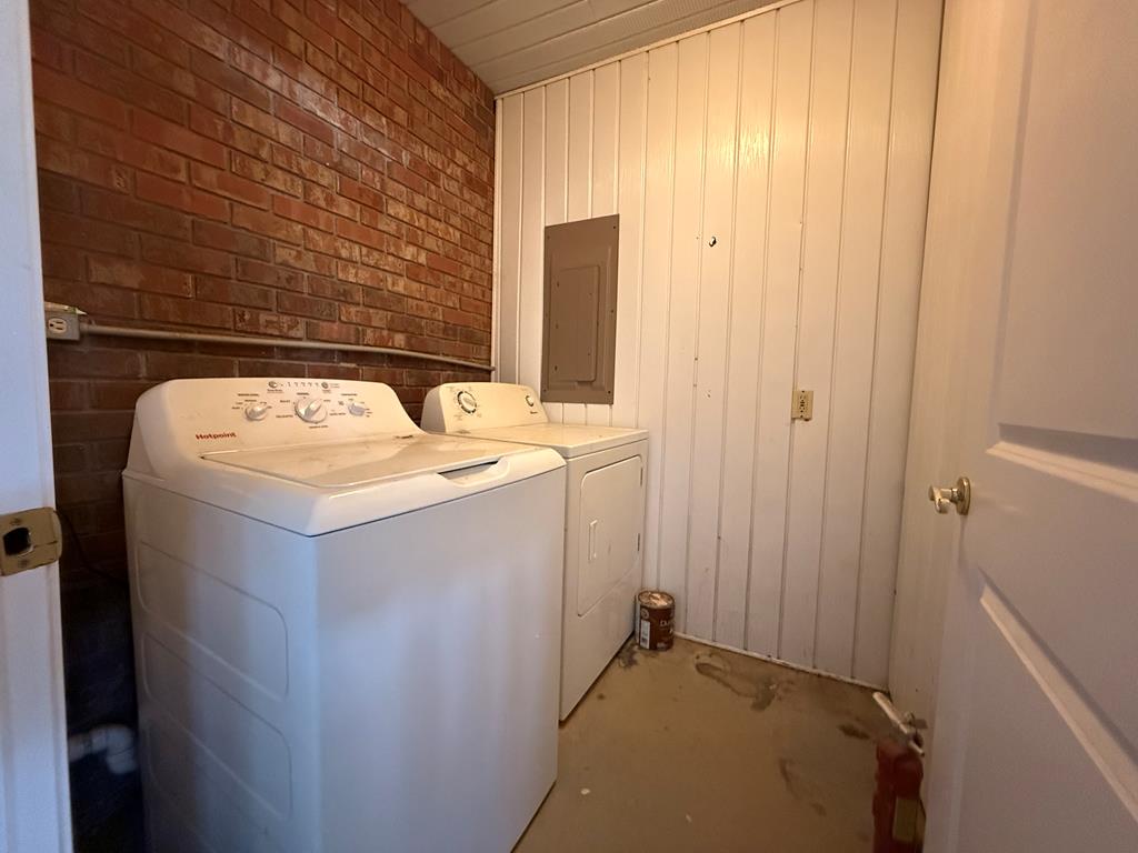 200 Sowers Road Blue Ridge, GA 30513 - Photo 16 of 19 a utility room with dryer and washer