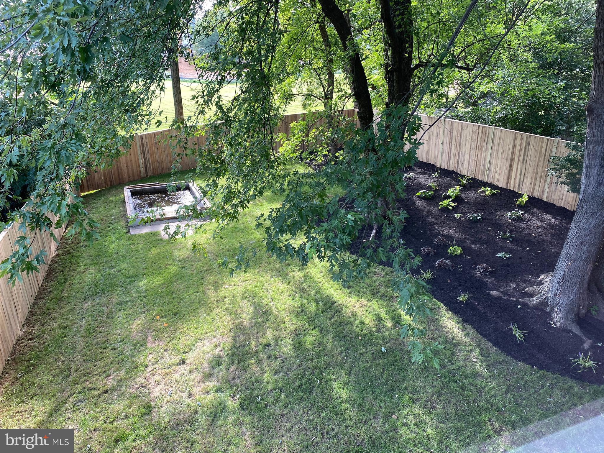 132 Ritchie Avenue Silver Spring, MD 20912 - Photo 4 of 30