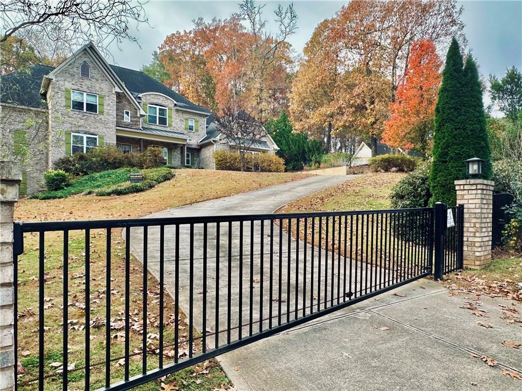 3232 Brookview Road Marietta, GA 30067 - Photo 2 of 86