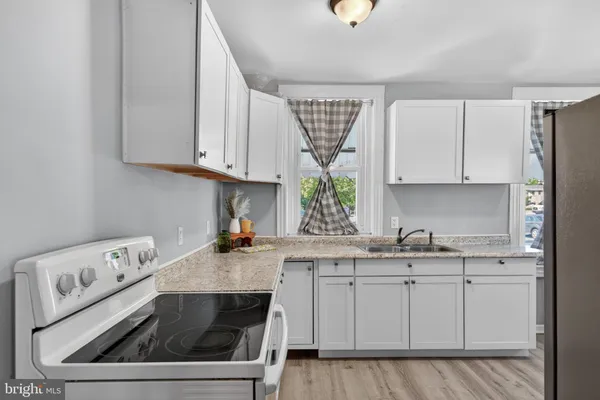 $230,000 | 214 Duke Street, Ephrata, PA 17522