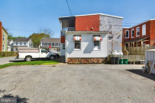 $230,000 | 214 Duke Street, Ephrata, PA 17522