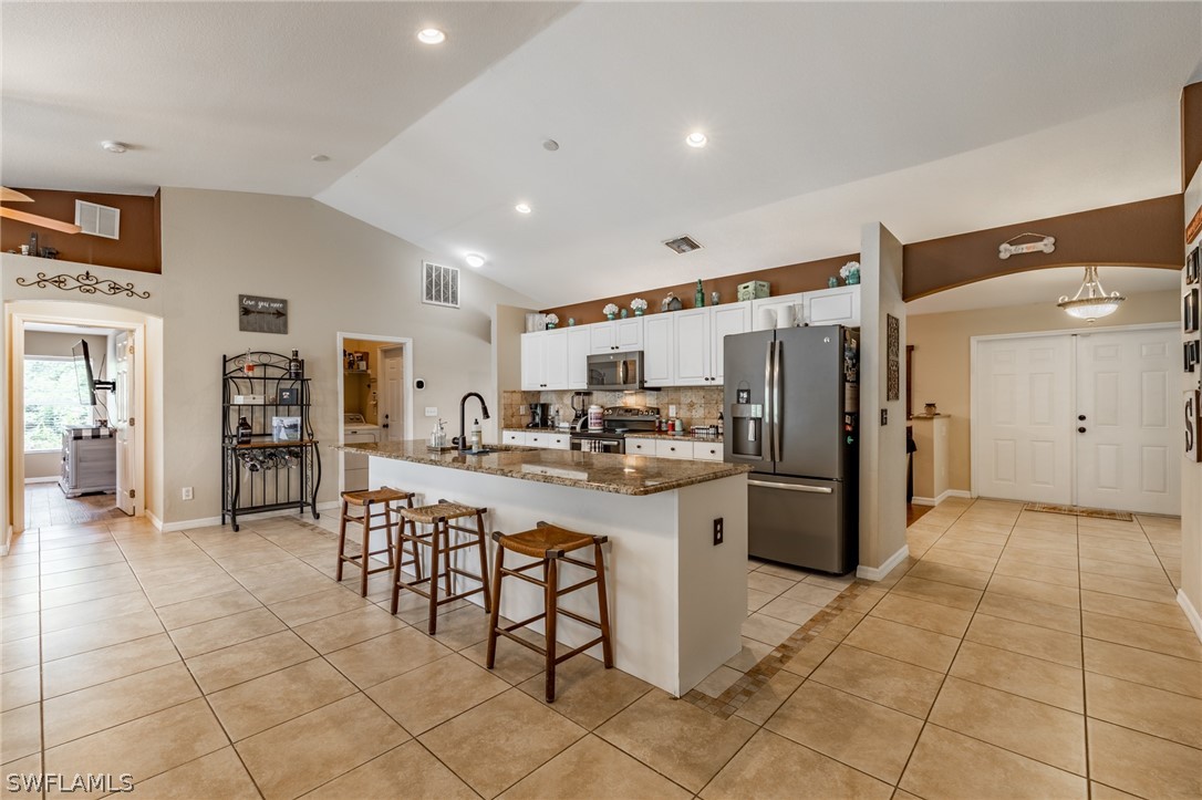 343 Ranchito Avenue Lehigh Acres, FL 33974 - Photo 13 of 35 Gallery Image 13