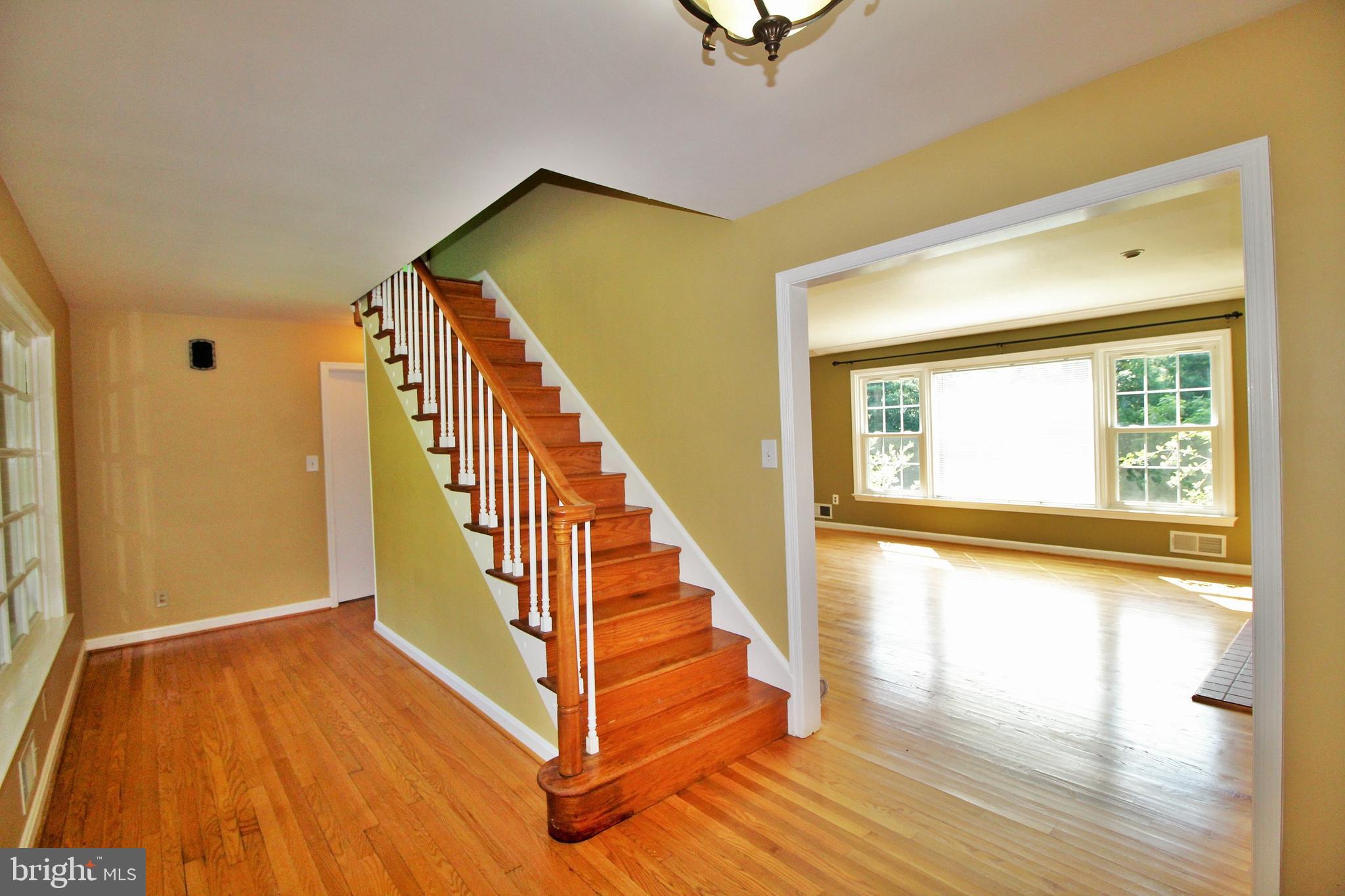 7404 Round Hill Road Frederick, MD 21702 - Photo 20 of 50 Incredible front foyer w/tons of natural light!!