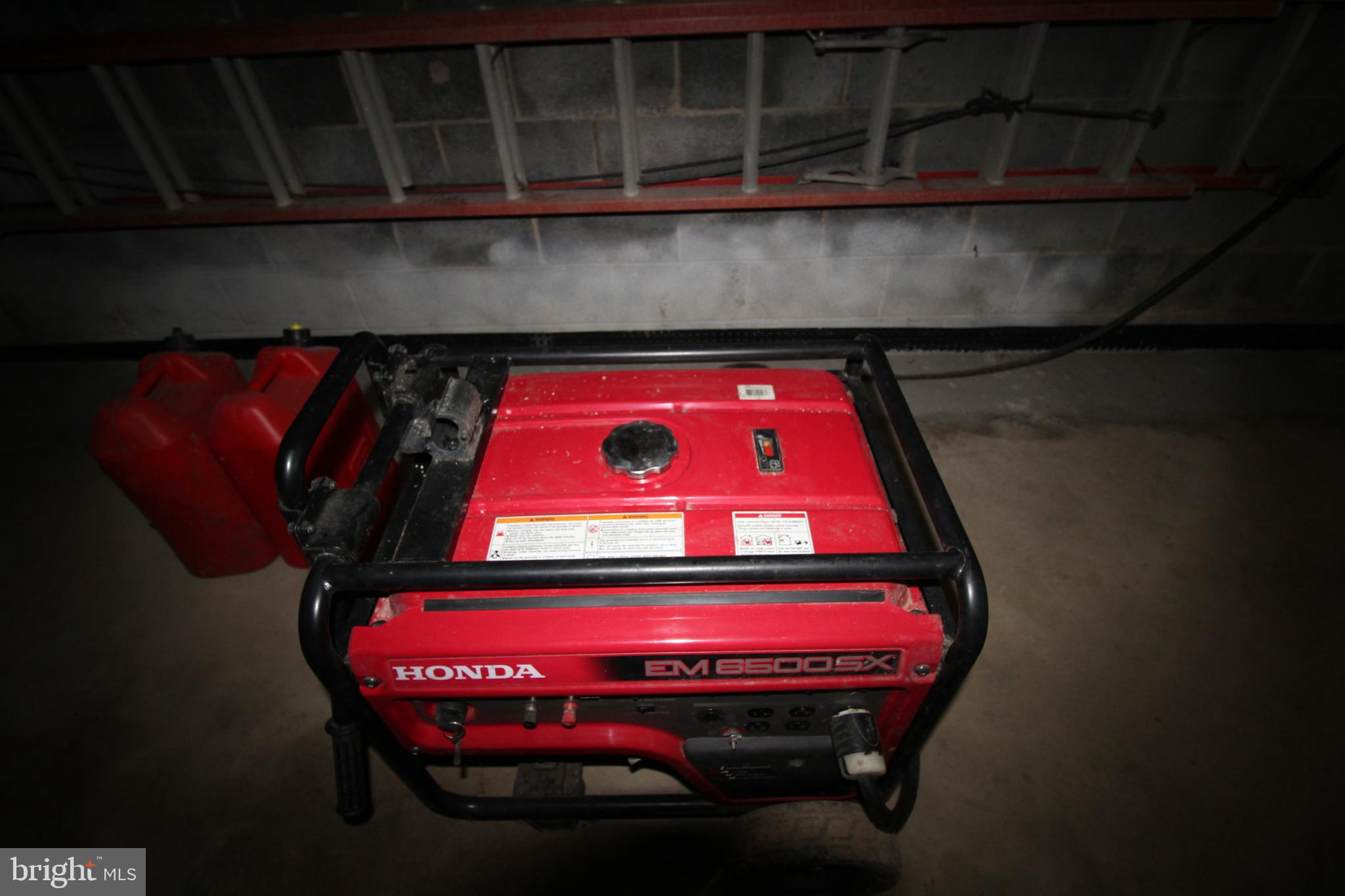 7404 Round Hill Road Frederick, MD 21702 - Photo 43 of 50 Top of the line generator conveys