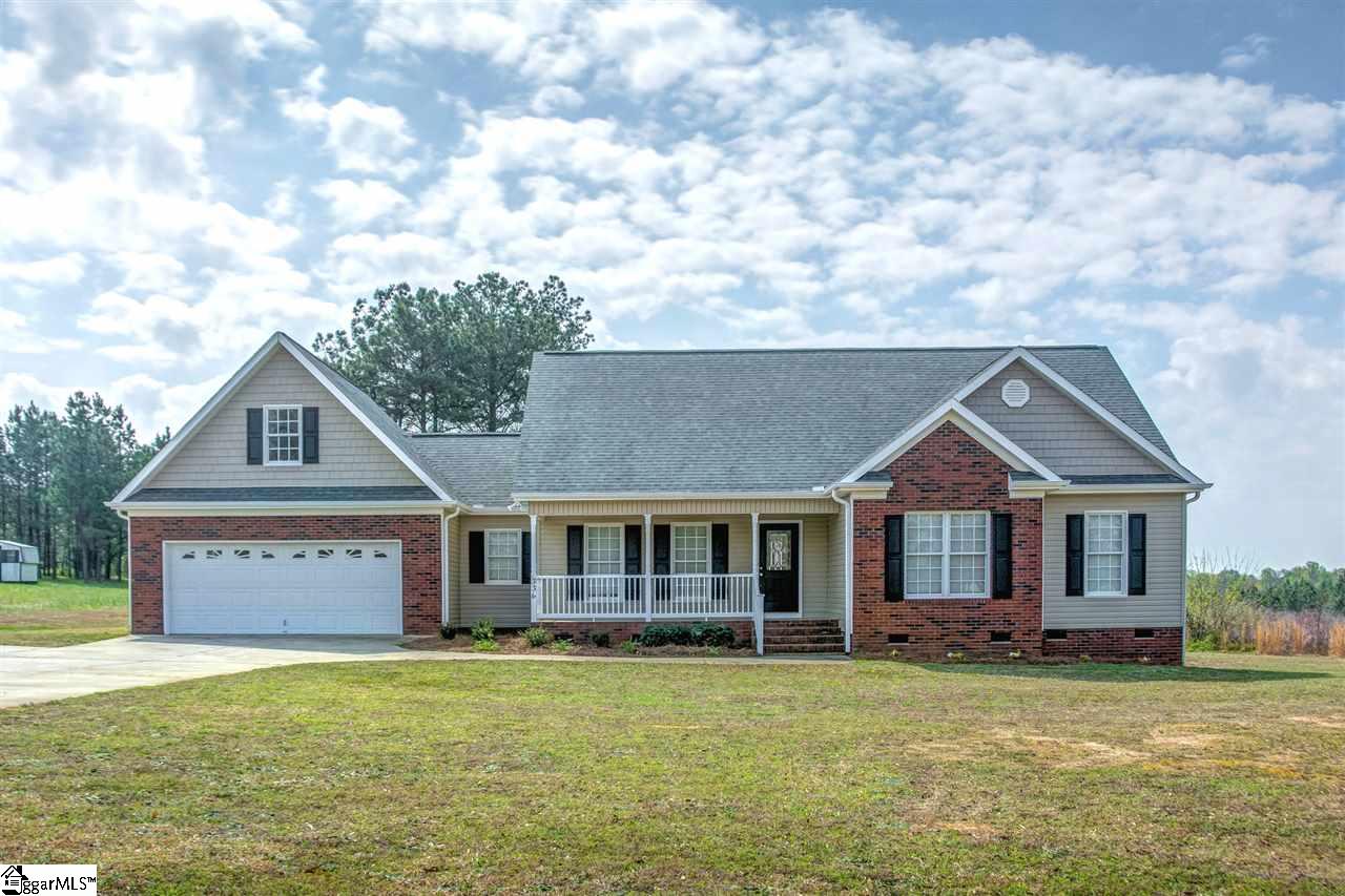 336 Edwards Road Inman, SC 29349 - Photo 1 of 36