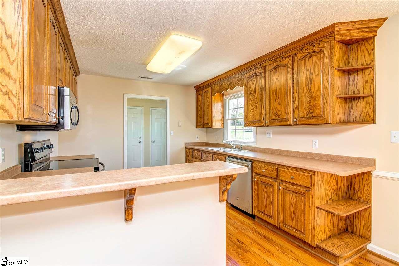 336 Edwards Road Inman, SC 29349 - Photo 14 of 36