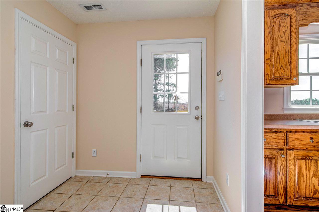 336 Edwards Road Inman, SC 29349 - Photo 18 of 36