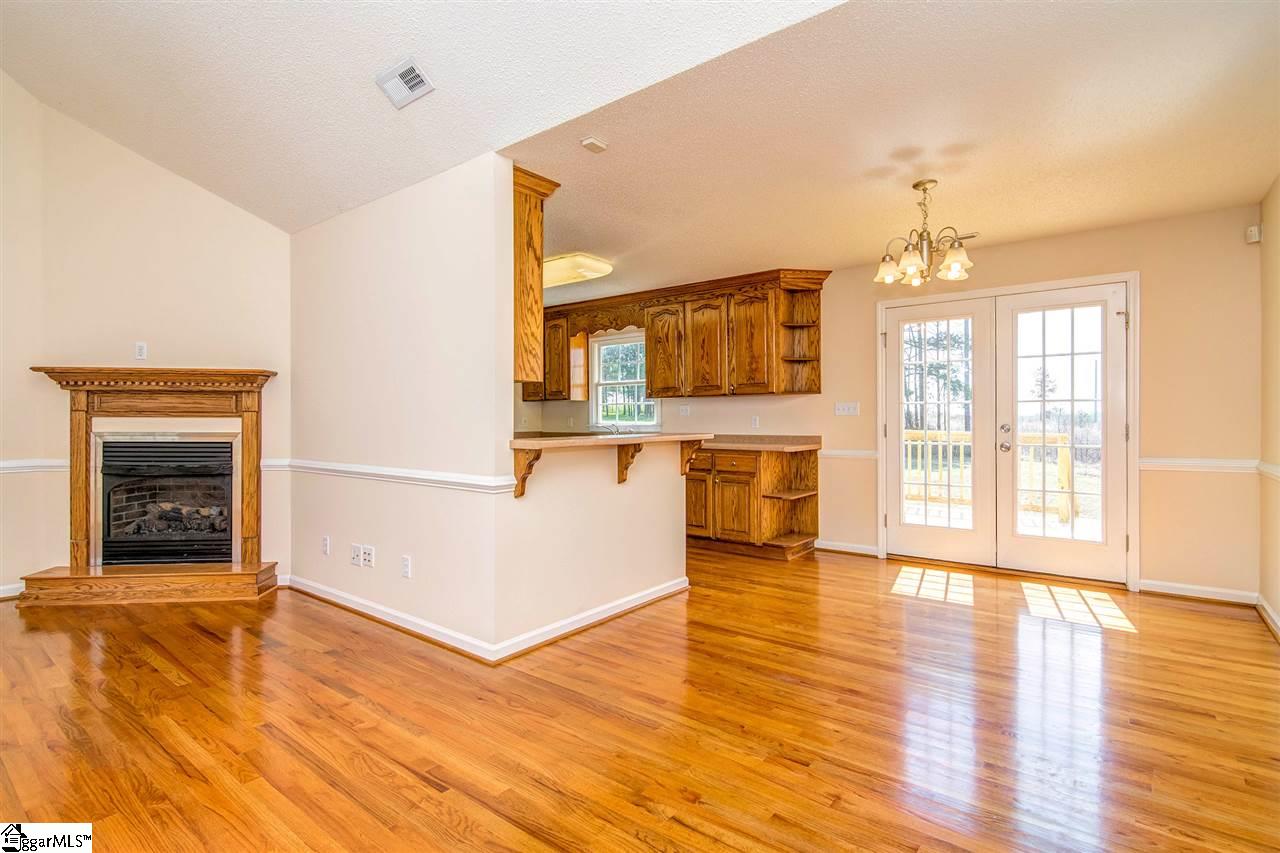 336 Edwards Road Inman, SC 29349 - Photo 3 of 36