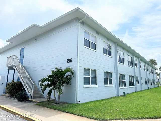 $125,000 | 215 Buccaneer Avenue, Unit 3201, Merritt Island, FL 32952