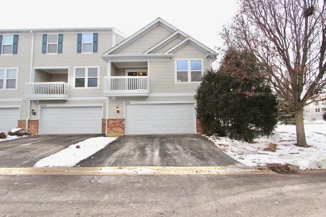 $295,000 | 2711 Neubauer Circle, Lindenhurst, IL 60046