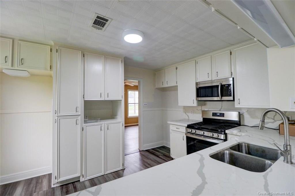 4010 Harvard Street Lake Charles, LA 70607 - Photo 2 of 18