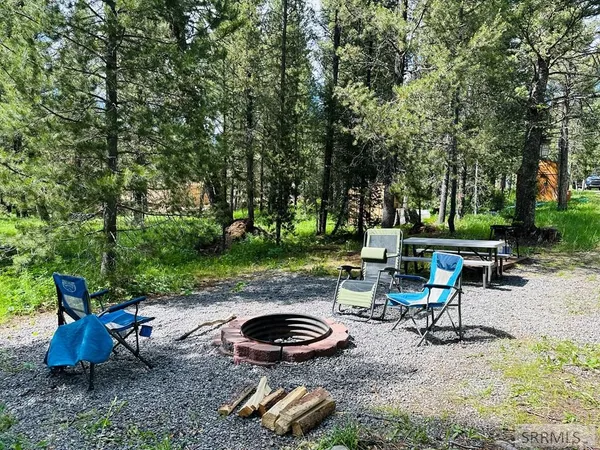 $235,900 | 2790 Northeast Sagehen Drive, Island Park, ID 83429