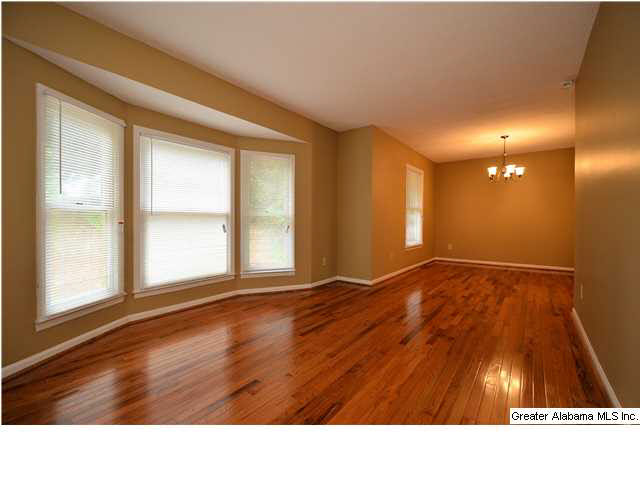 5830 Mockingbird Lane Pinson, AL 35126 - Photo 4 of 32