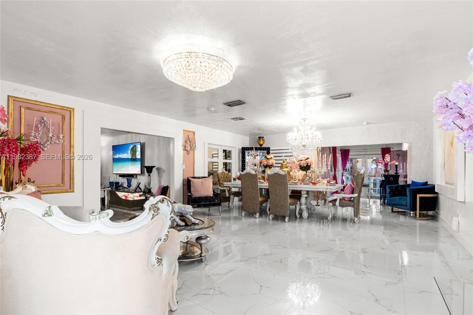 12721 Southwest 47th Street Miami, FL 33175 - Photo 6 of 47 a view of a dining hall with furniture