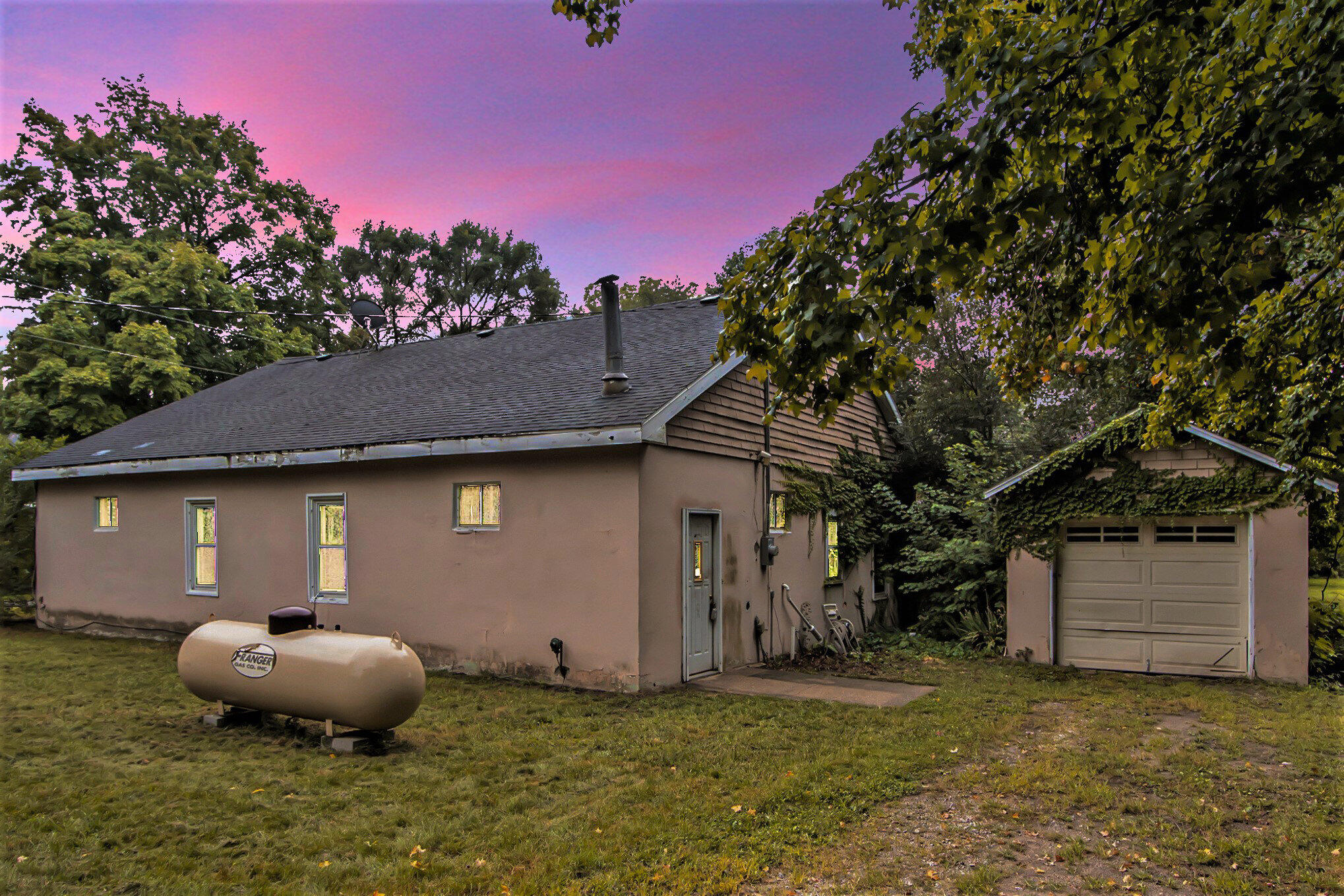 21044 1st Street Three Rivers, MI 49093 - Photo 2 of 16 001_21044first