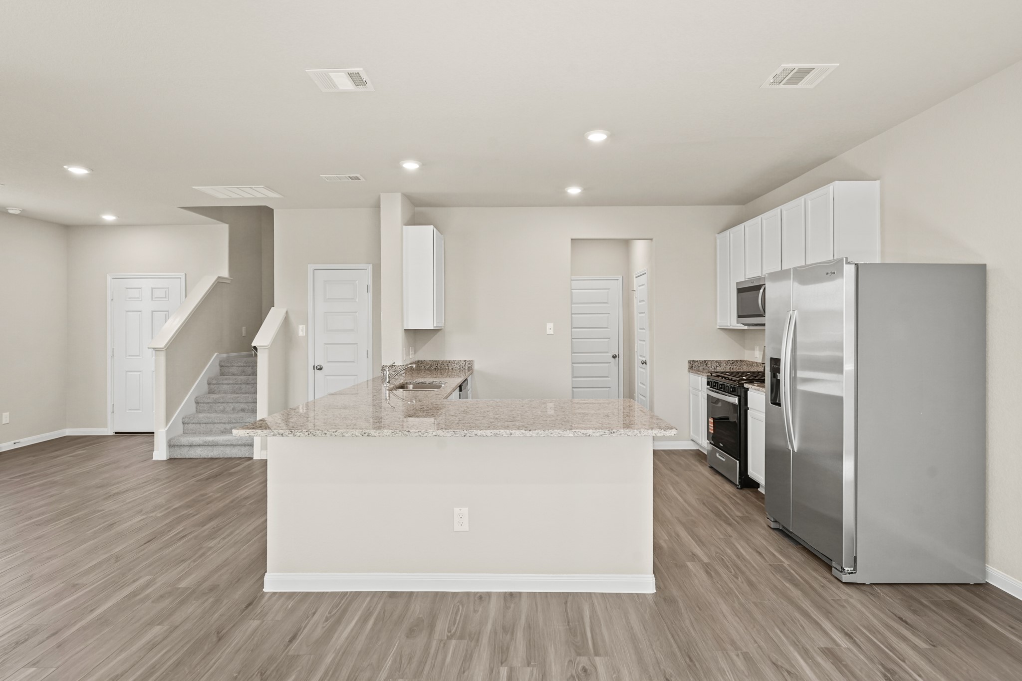 1102 Burkes Rdg Trail Conroe, TX 77301 - Photo 7 of 25