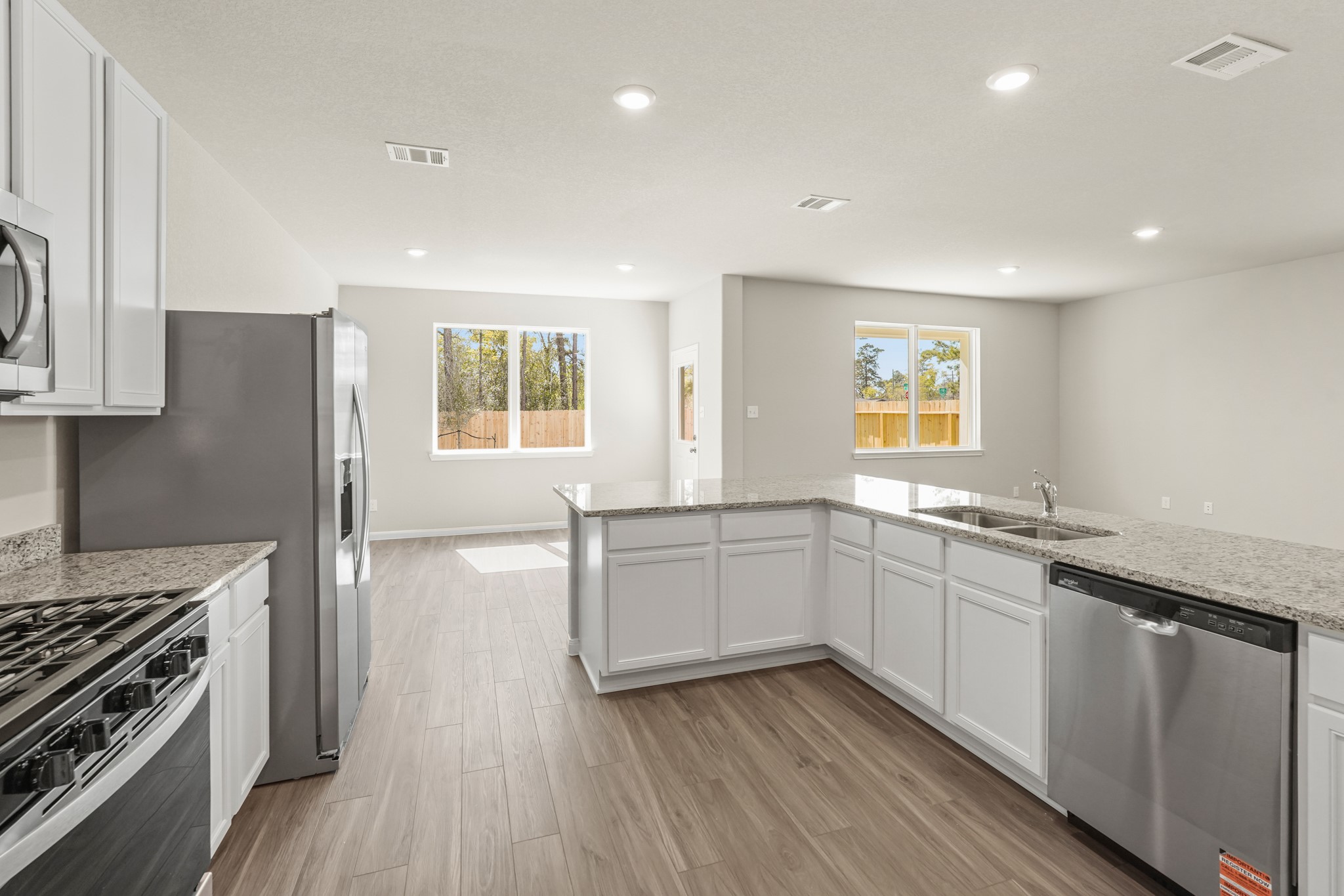 1102 Burkes Rdg Trail Conroe, TX 77301 - Photo 8 of 25