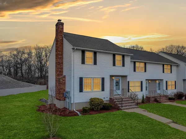 $469,900 | 31 Christopher Drive, Unit 67, Methuen, MA 01844