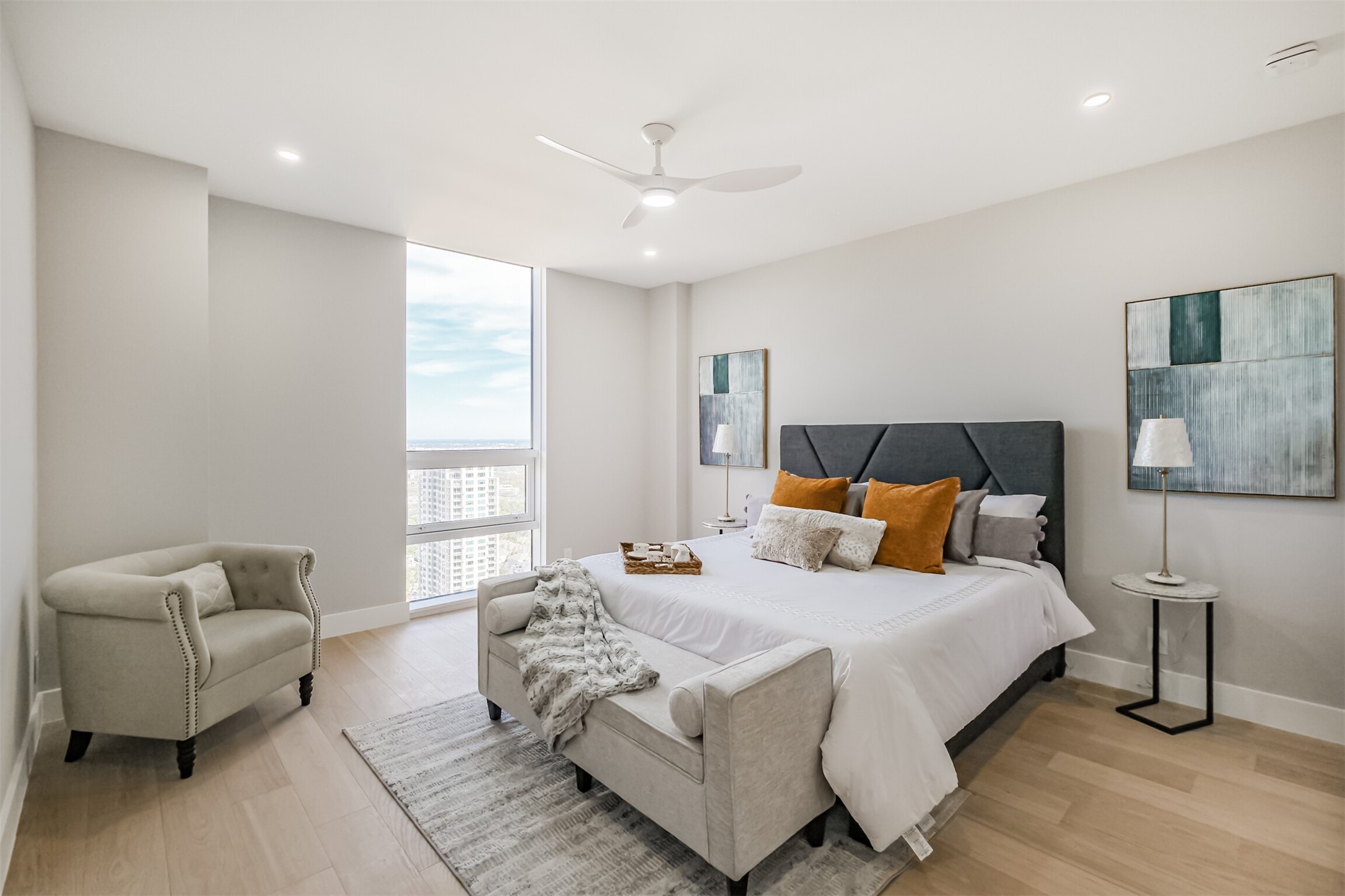 5100 San Felipe Street, Unit 363 Houston, TX 77056 - Photo 2 of 28 a bedroom with bed couch and window