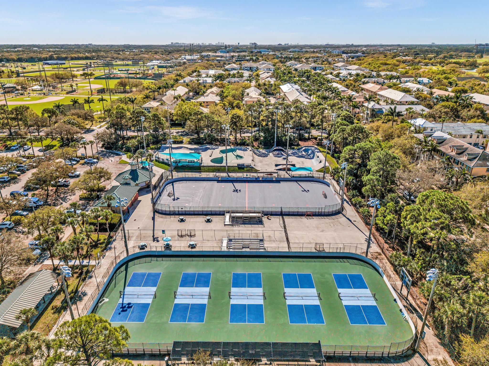 311 Bougainvillea Drive Jupiter, FL 33458 - Photo 58 of 58 DJI_20250225102809_0032_D