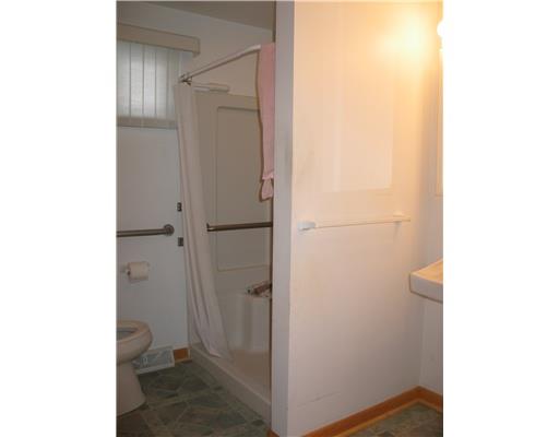 351 Simpson Howell Road Elizabeth, PA 15037 - Photo 11 of 18 Full Bath.