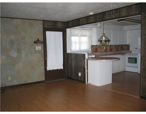 351 Simpson Howell Road Elizabeth, PA 15037 - Photo 7 of 18 Den.