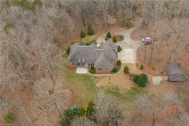 $675,000 | 3554 Finch Farm Road, Trinity, NC 27370