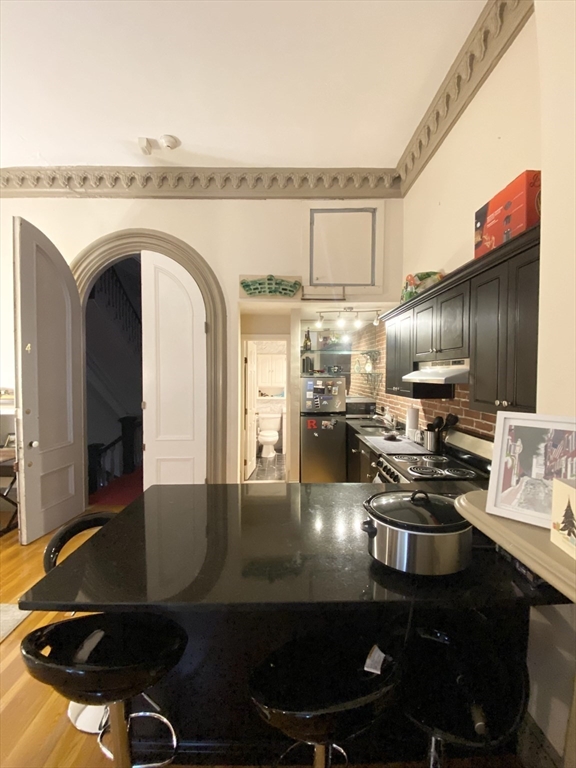 103 Beacon Street, Unit 4 Boston, MA 02116 - Photo 6 of 15