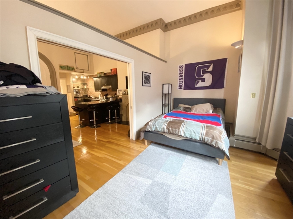 103 Beacon Street, Unit 4 Boston, MA 02116 - Photo 9 of 15