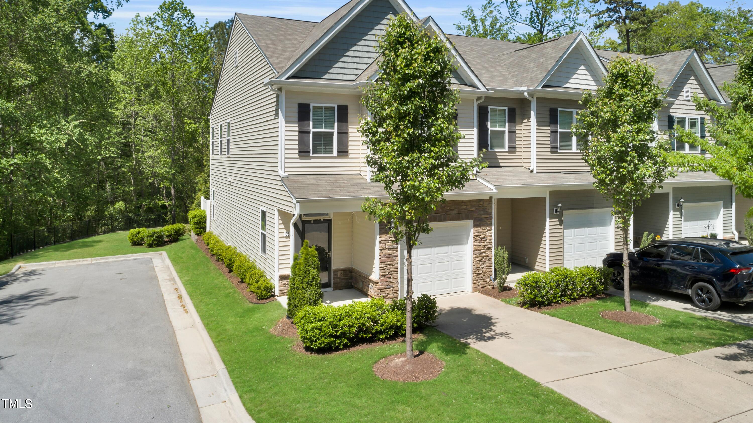 3667 Durwood Lane Raleigh, NC 27604 - Photo 3 of 36 1000013539