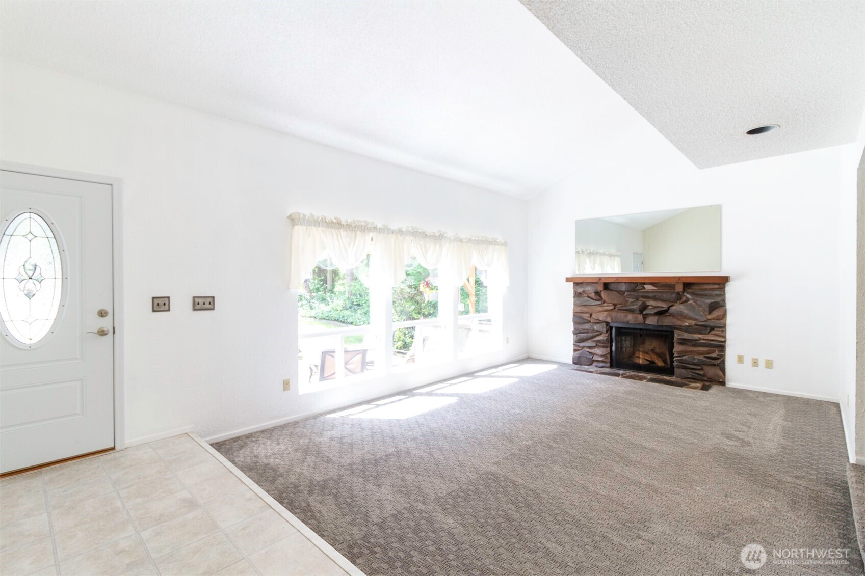 20814 28th Avenue Southeast Bothell, WA 98021 - Photo 14 of 34