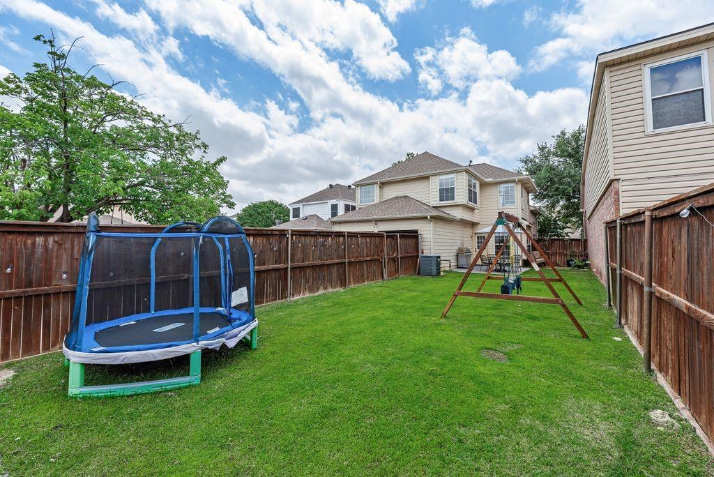 819 Canal Street Irving, TX 75063 - Photo 26 of 32