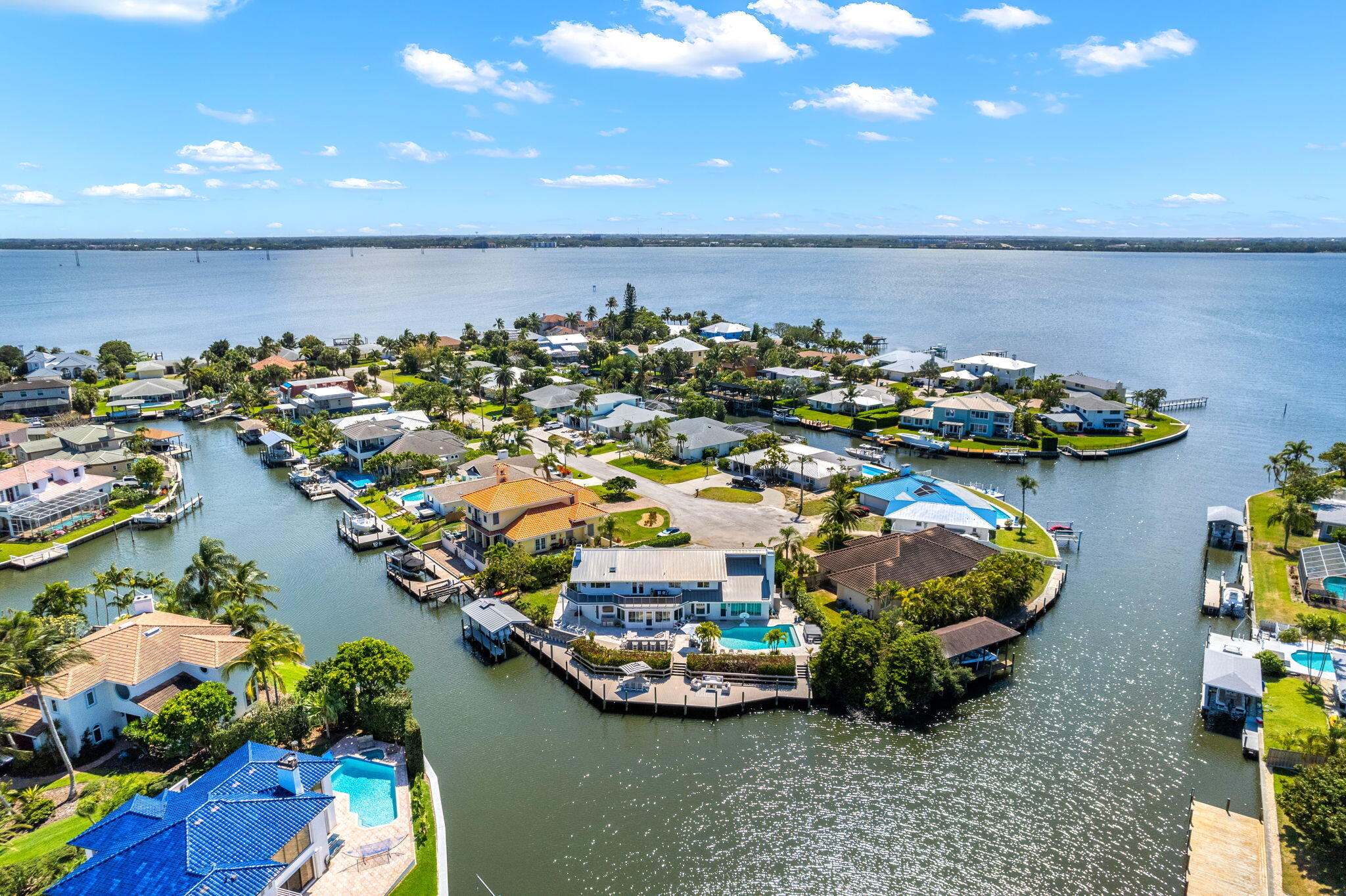 452 Sandy Key Melbourne Beach, FL 32951 - Photo 3 of 140 122-web-or-mls-DJI_0327
