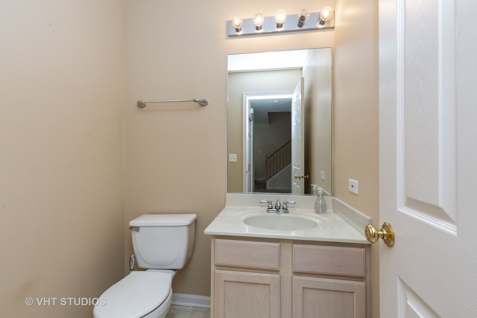 1064 Horizon Ridge Lake In The Hills, IL 60156 - Photo 3 of 13