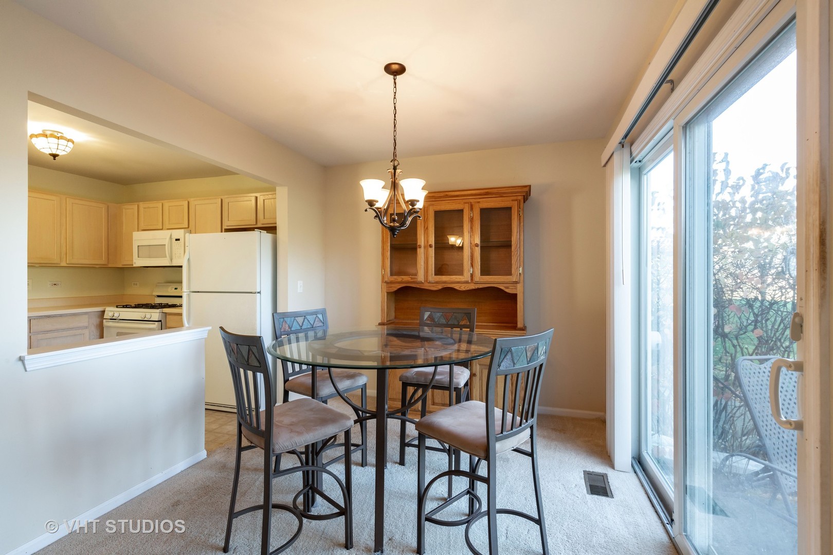 1064 Horizon Ridge Lake In The Hills, IL 60156 - Photo 4 of 13
