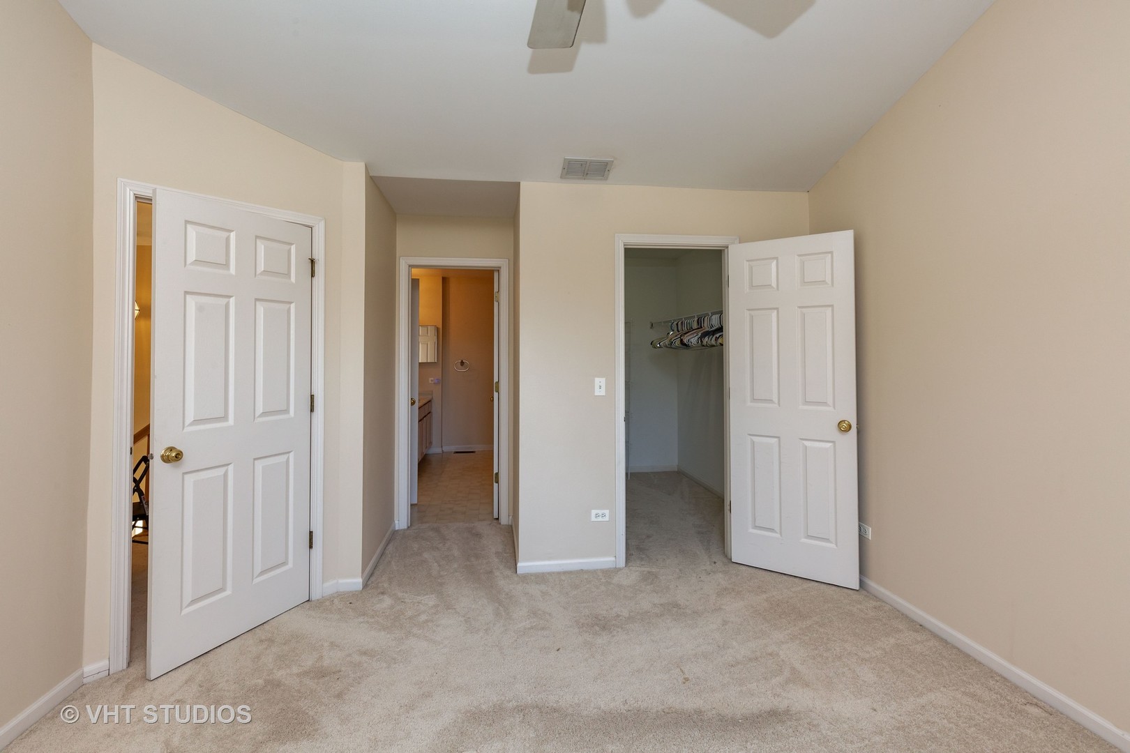 1064 Horizon Ridge Lake In The Hills, IL 60156 - Photo 8 of 13