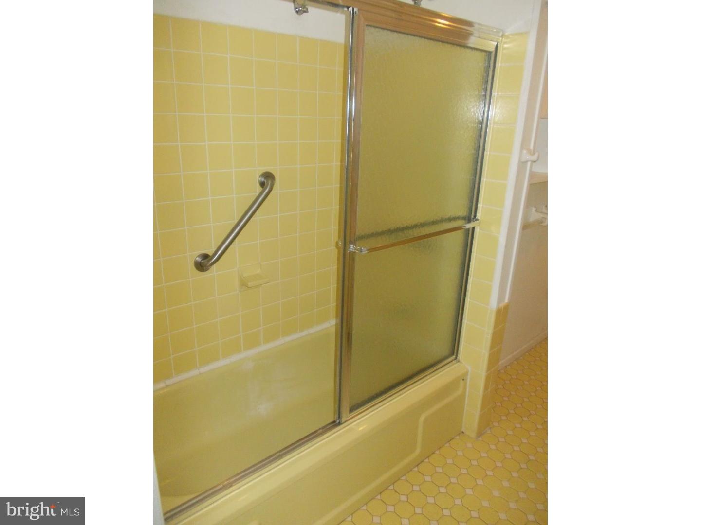 8 Foxglove Road Levittown, PA 19056 - Photo 19 of 25 Bathroom