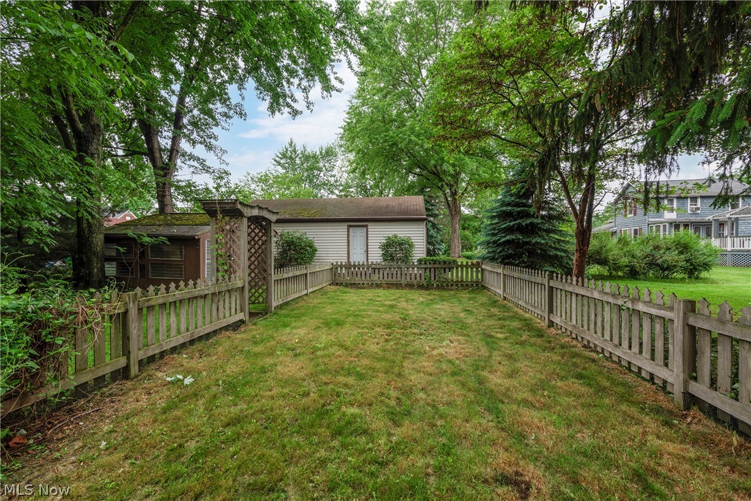 7071 Hopkins Road Mentor, OH 44060 - Photo 27 of 31