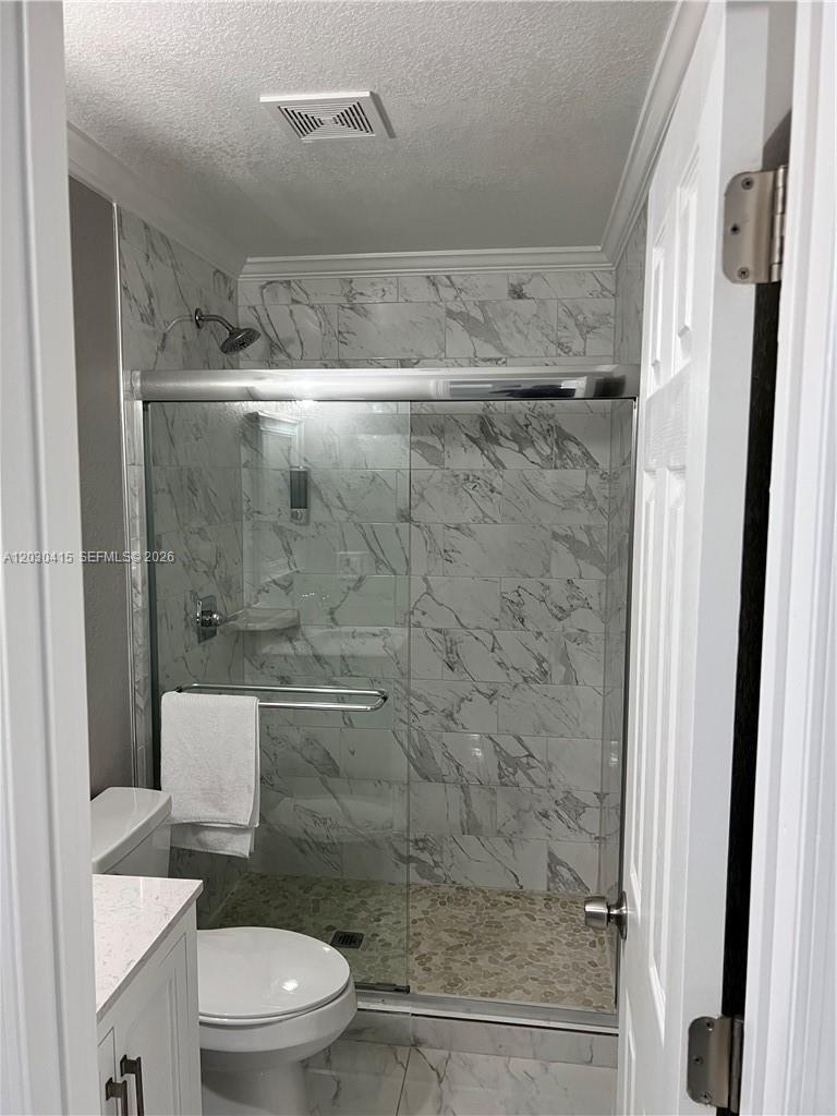 2240 Simms Street, Unit 3 Hollywood, FL 33020 - Photo 2 of 5