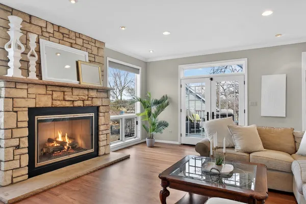 $949,900 | 3909 Forest Avenue, Downers Grove, IL 60515